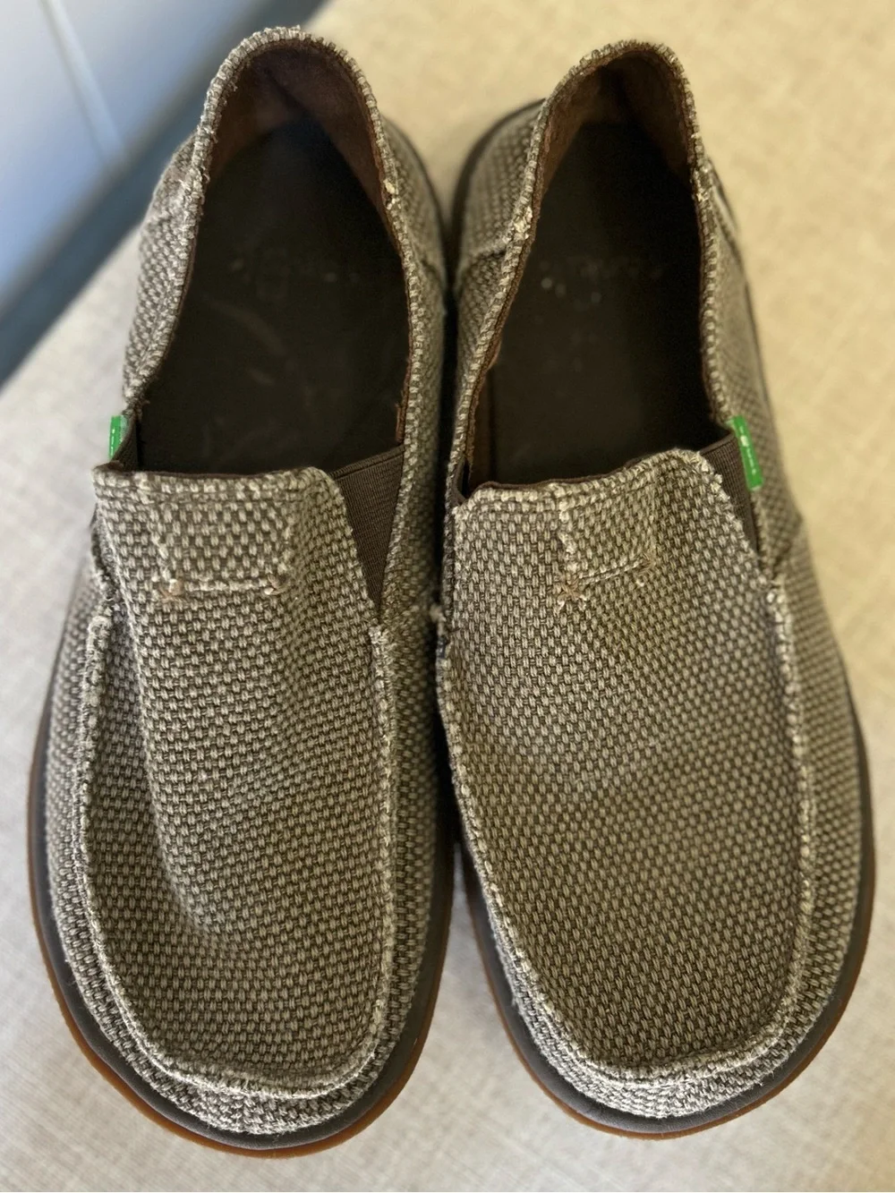 Men’s Sanuk Vagabond Tripper Taupe Brown Slip On Canvas Loafers Casual Shoes